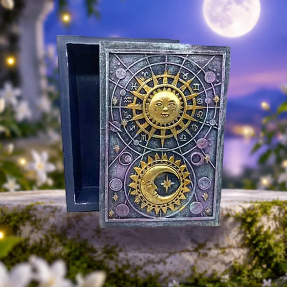 3 3/4"x 5 1/2" Sun & Moon tarot box