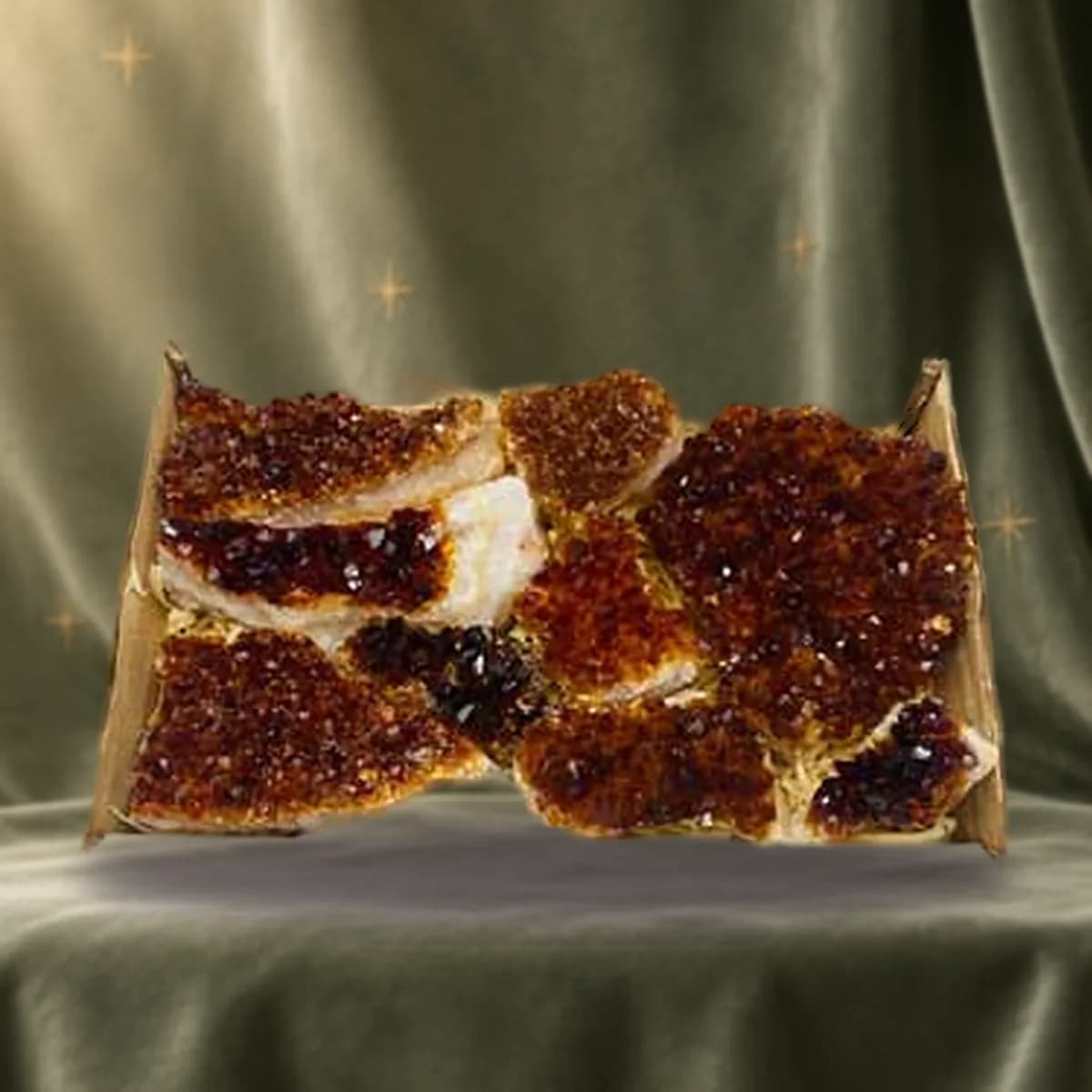 ~2kg Flat of Citrine Points