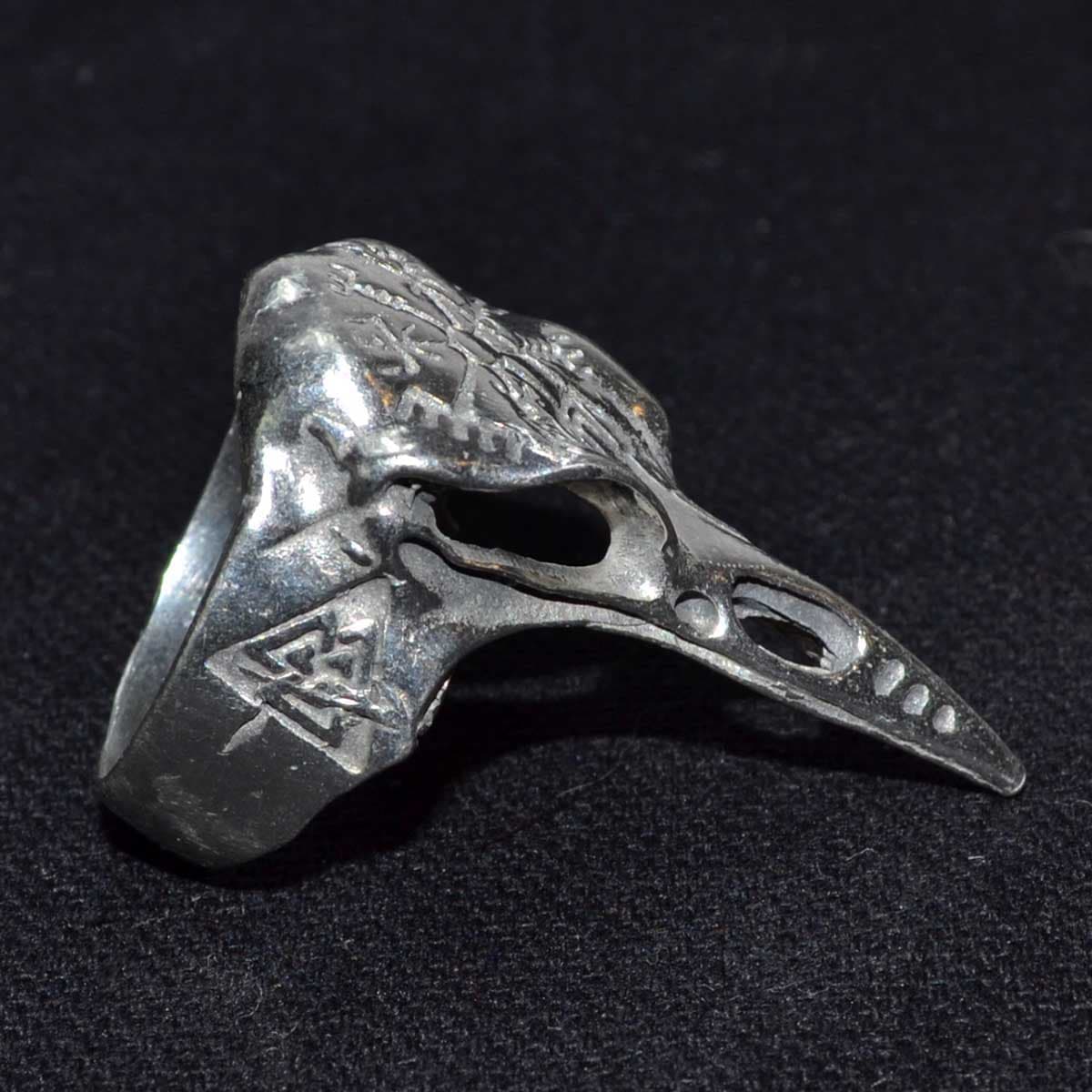 Raven Skull W Helm of Awe & Valknut ring size 8