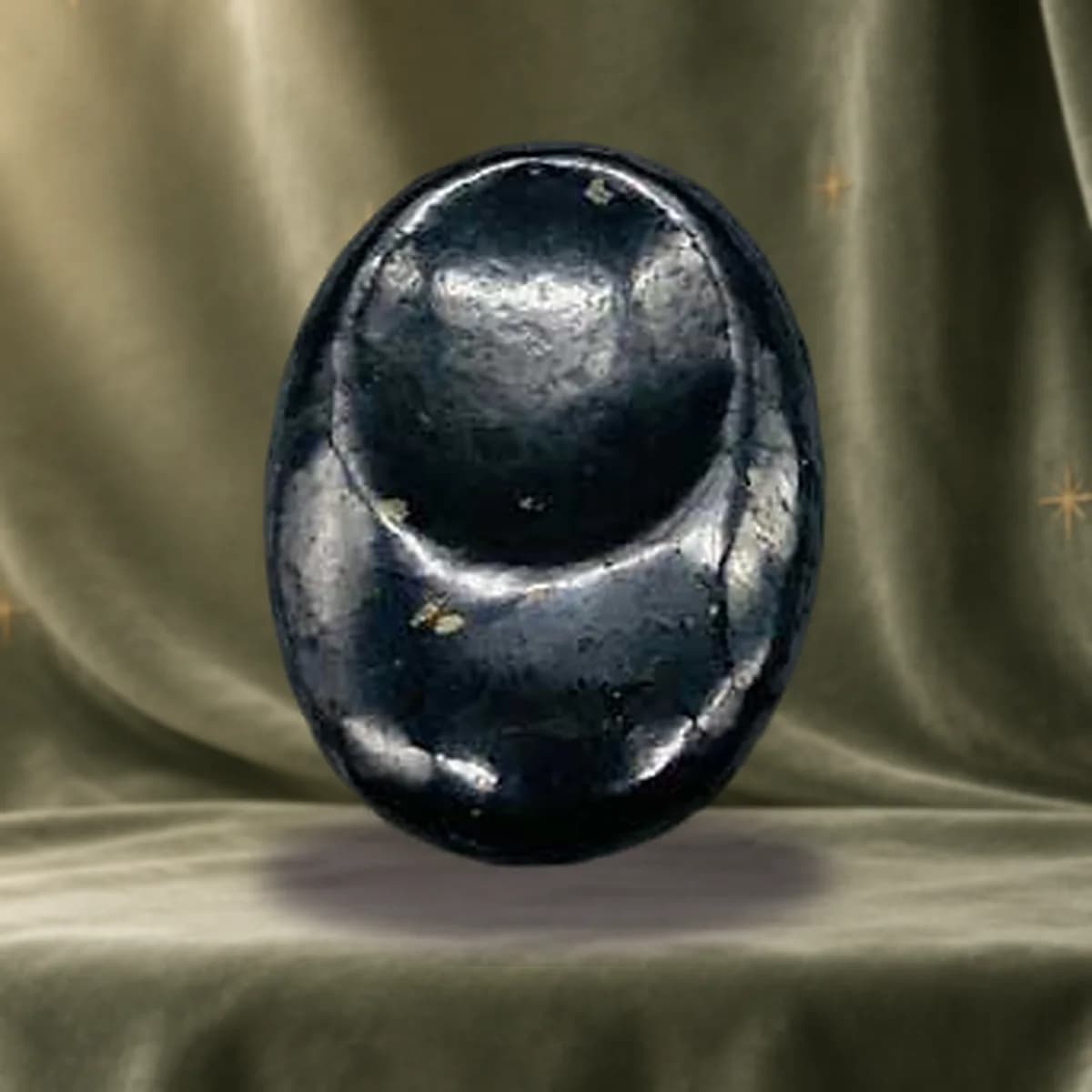 Shungite worry stone