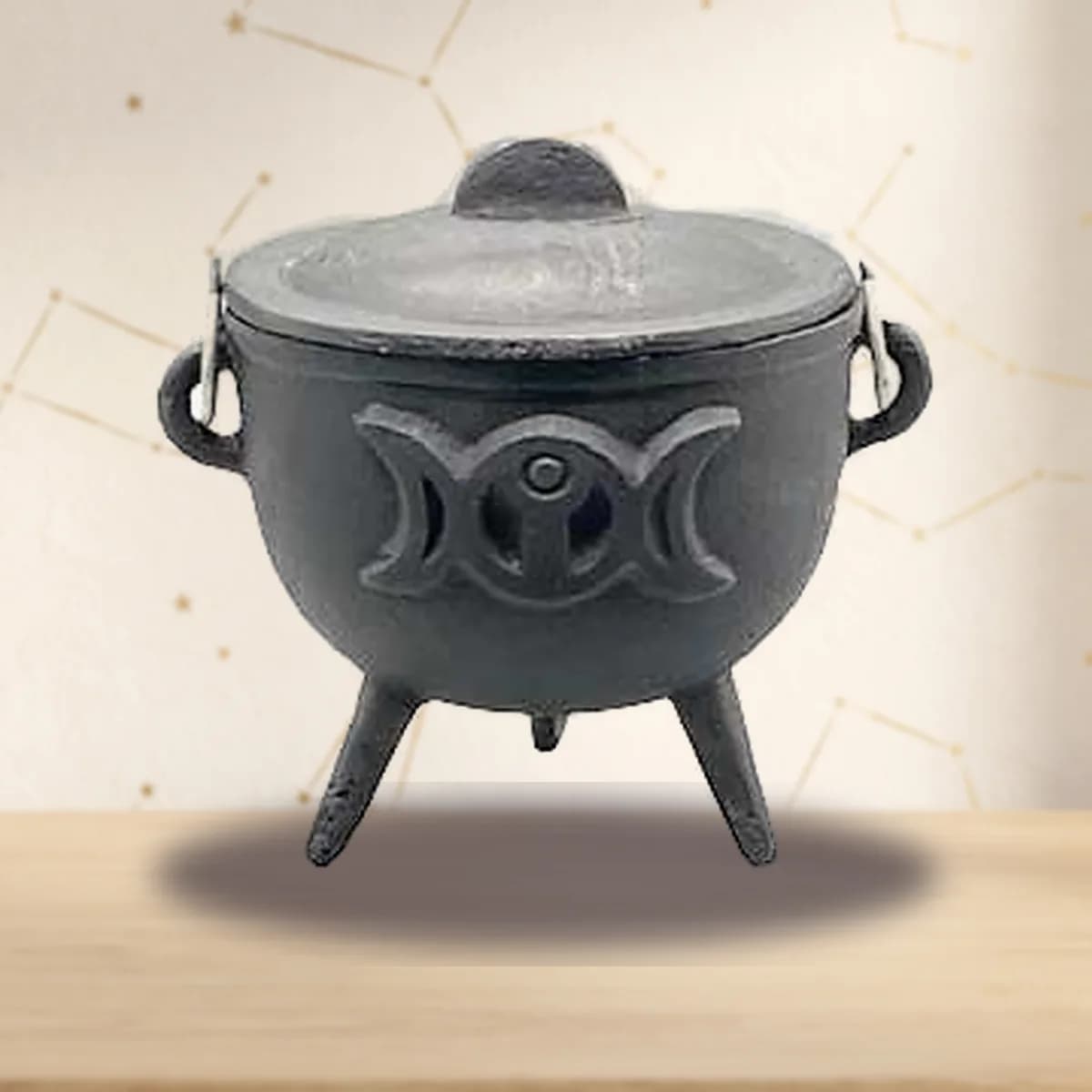 4.5" Triple Moon cast iron cauldron w/ lid