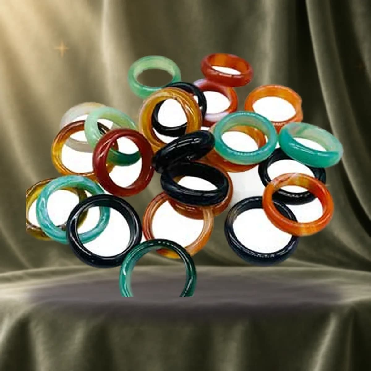 (set of 25) Agate, Banded rings