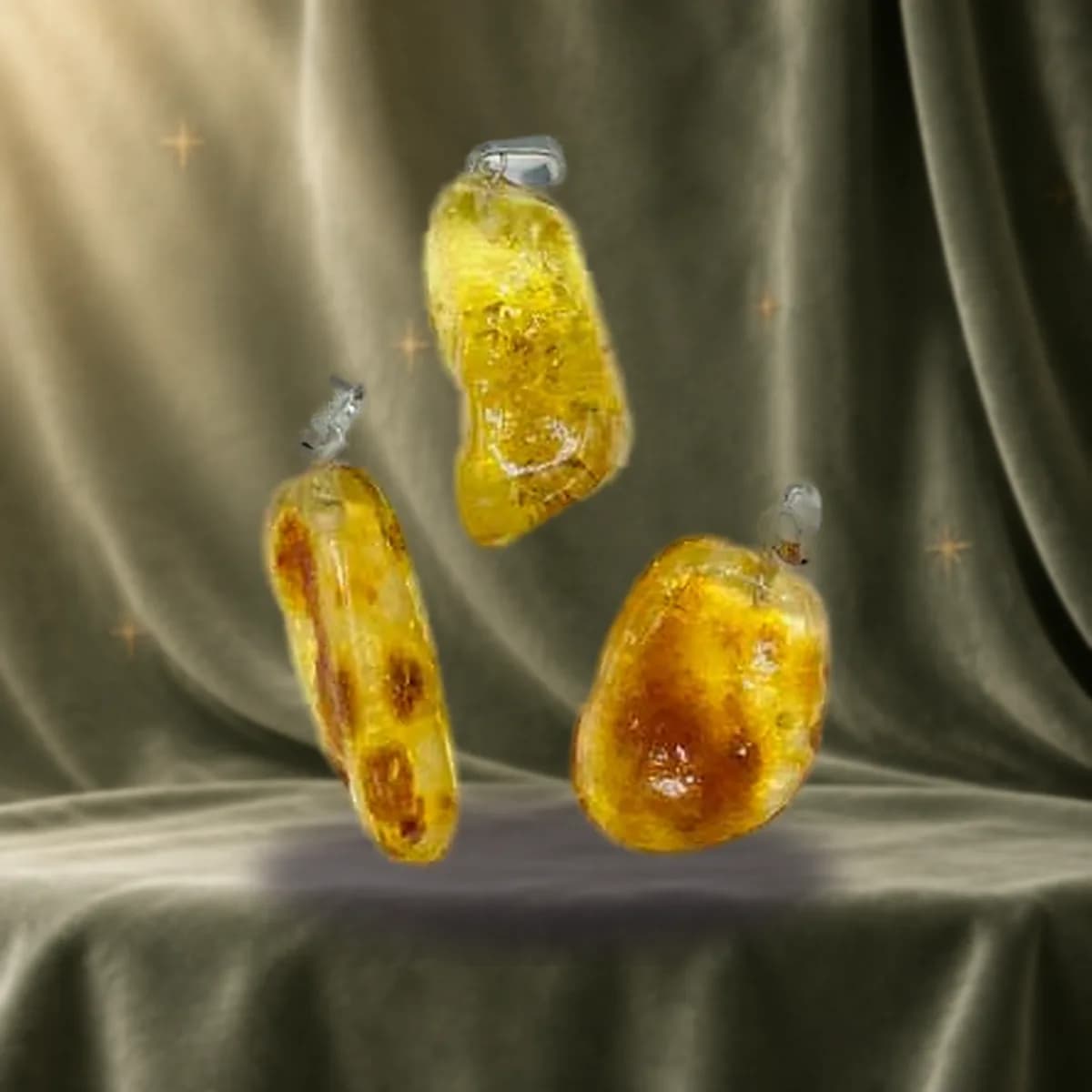 Amber tumbled pendant